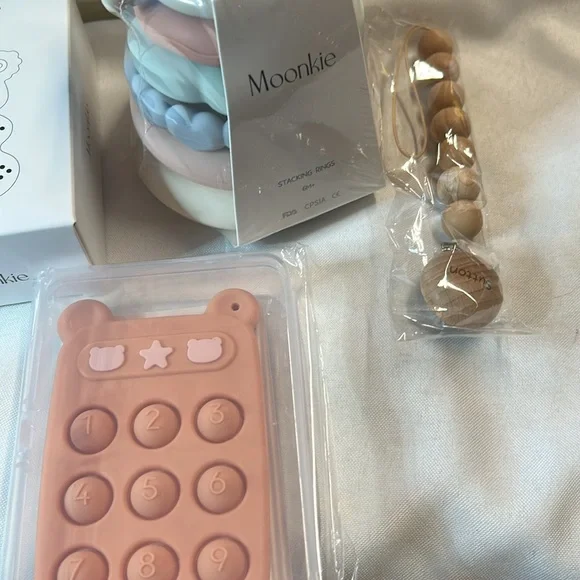 Moonkie Luxe Playtime Set. NWT